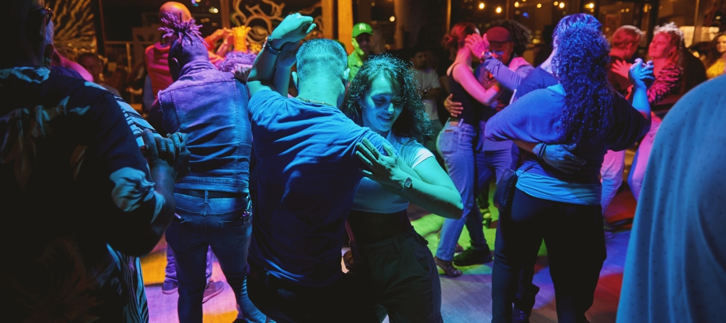 Ik zoek iets gaafs zonder te betalen